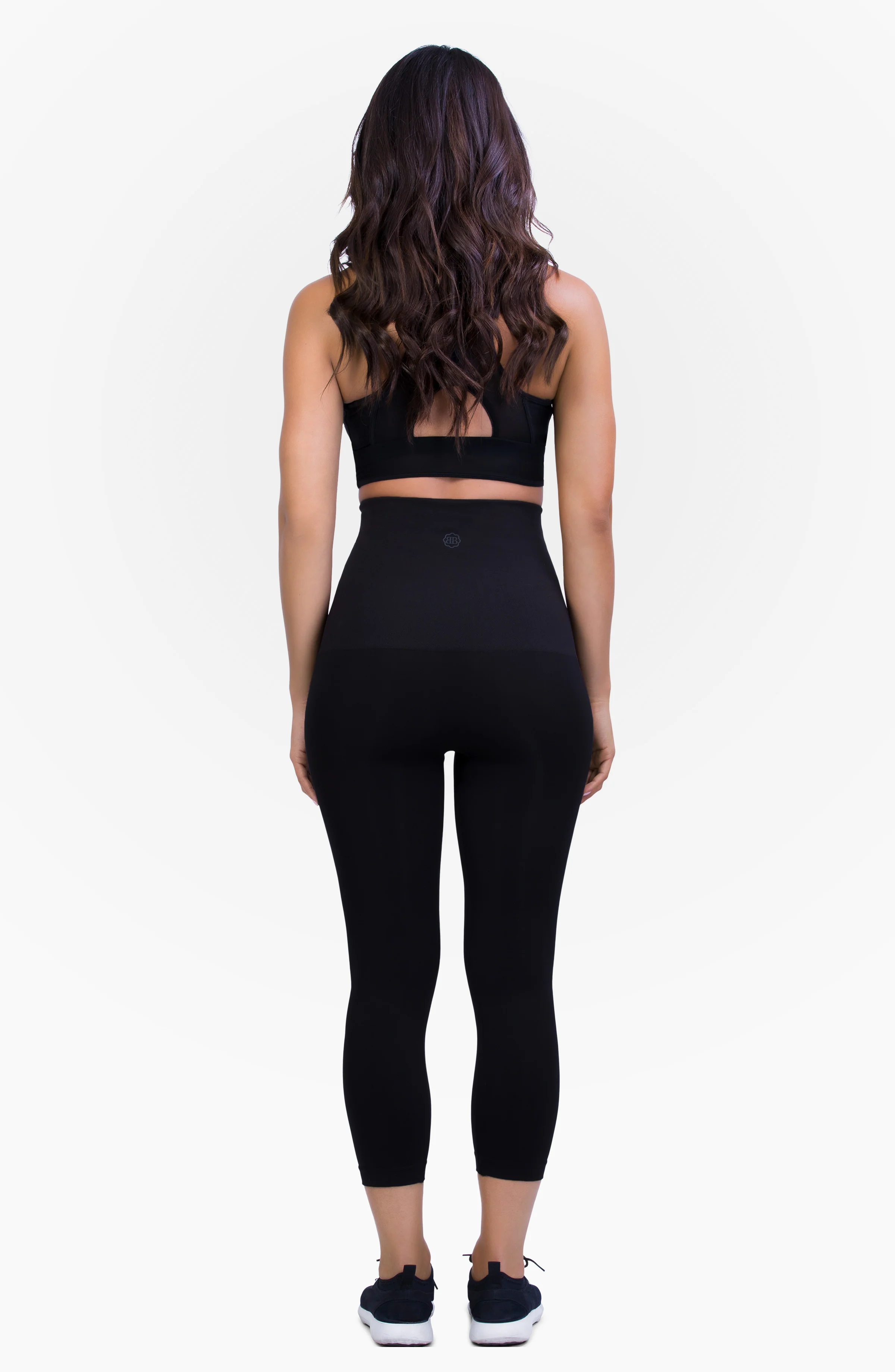 Mother Tucker® Breathable Seamless Compression Capri Leggings